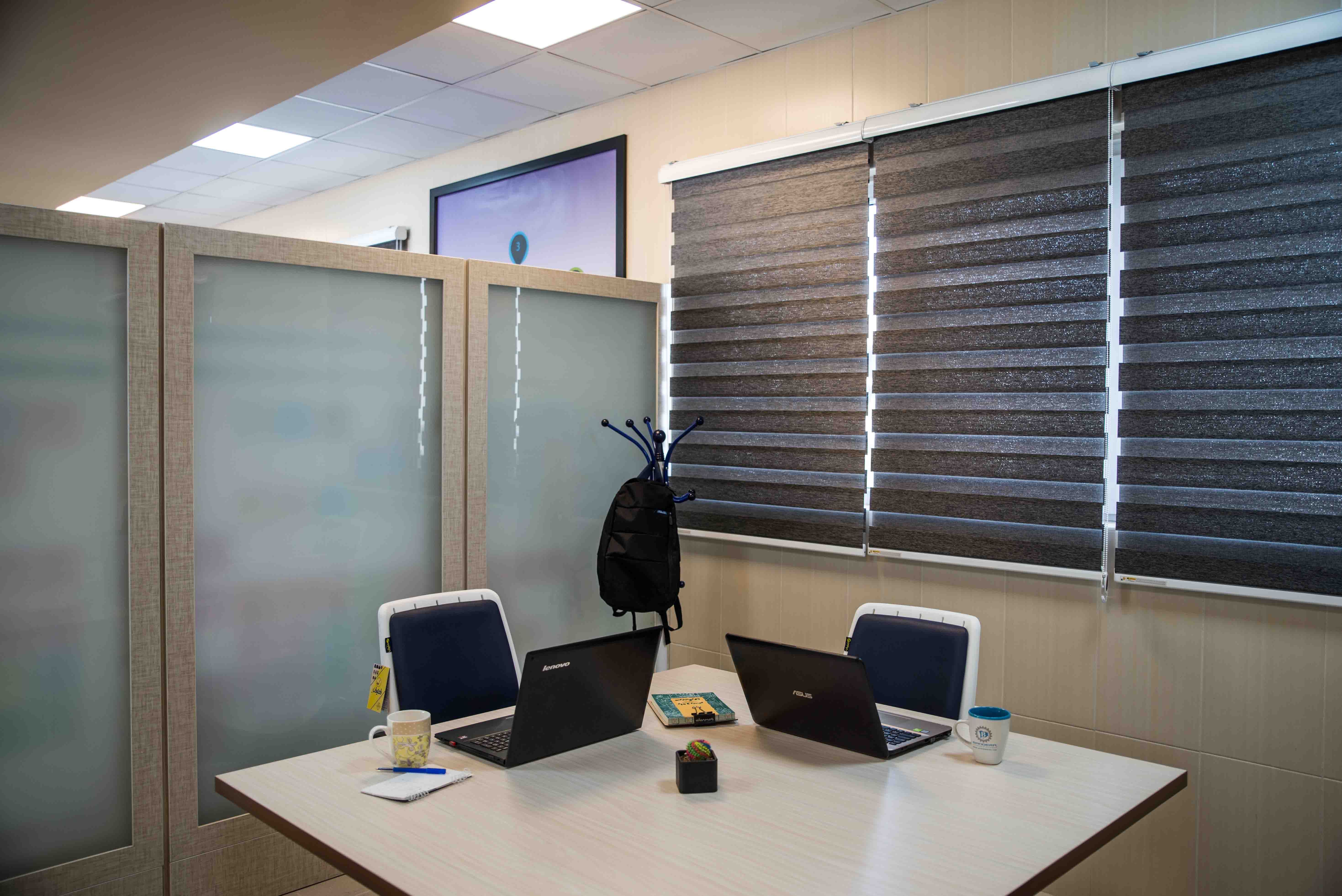 دفتر کار اختصاصی